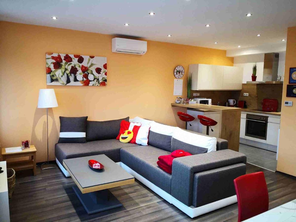 Zafir Sziget Apartman Sárvár Εξωτερικό φωτογραφία