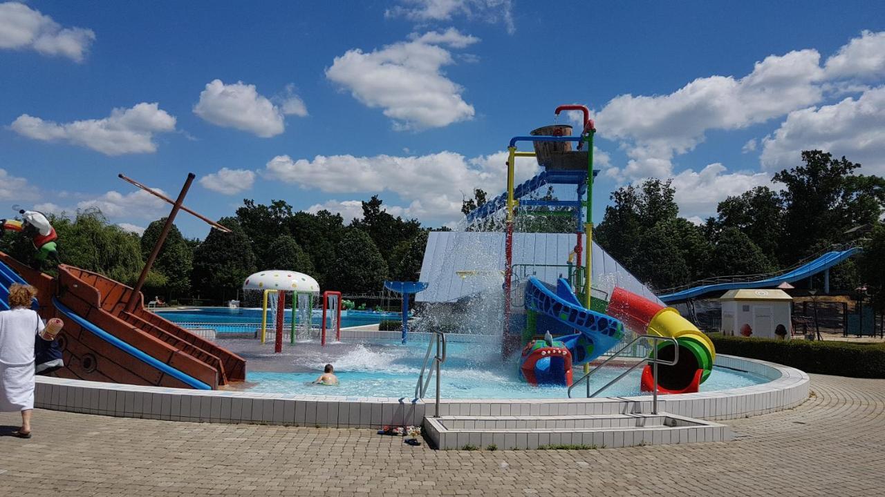 Zafir Sziget Apartman Sárvár Εξωτερικό φωτογραφία